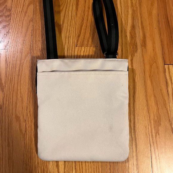 Sherpani Pica Crossbody Purse - Picture 3 of 3
